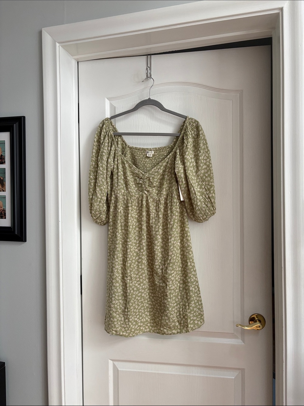 Billabong Olive Green Floral Puff-Sleeve Mini Dress